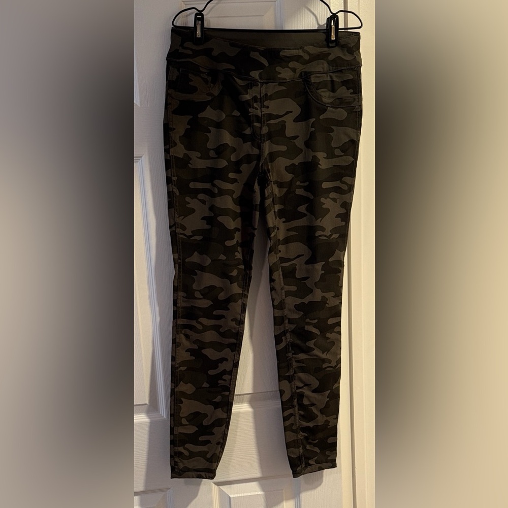 Belle by Kim Gravel Reg Reversibelle Citi TwillJeggings